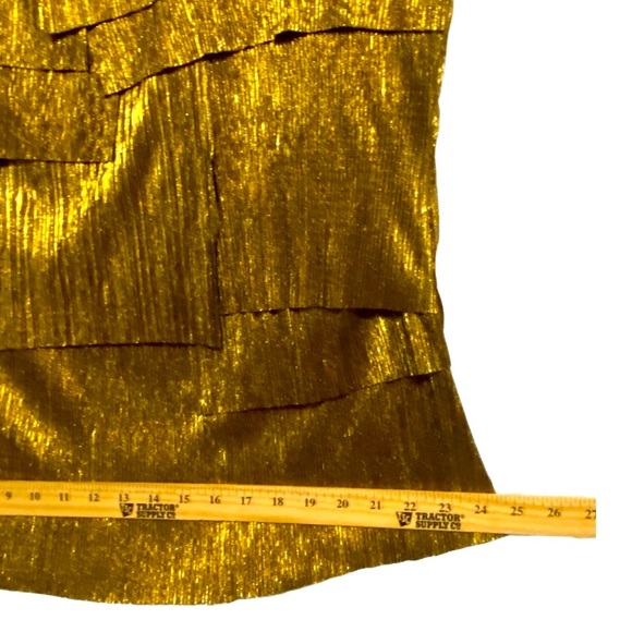 Retro Glam Gold Sleeveless Shirt Blouse 22/24 Mobwife Tiered Ruffled Scoop Neck - Picture 10 of 10